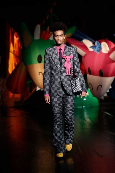 louis vuitton uomo 2021|Louis Vuitton dresses 2021.